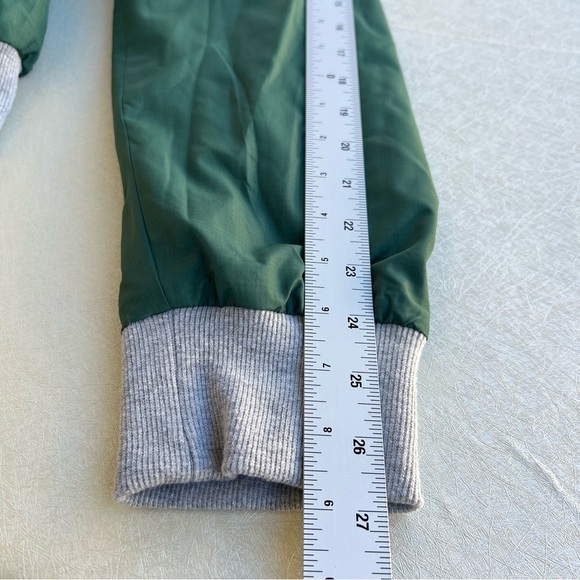 Green Bay Packers Reversible Jacket and Vest Set Men Size large - Picture 11 of 16